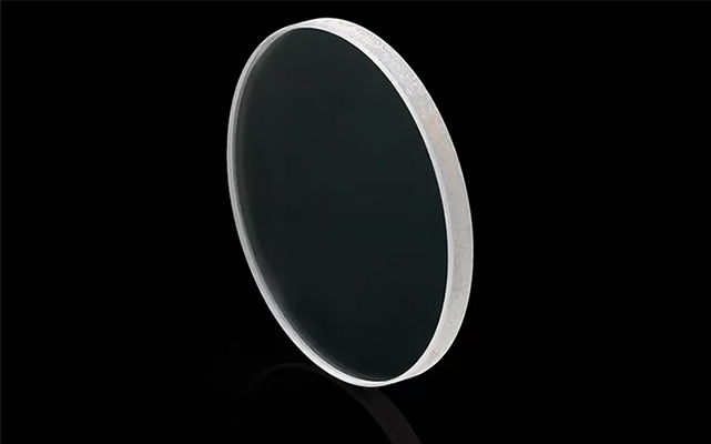Overview of Applications of Fused Quartz in the Field of Optics